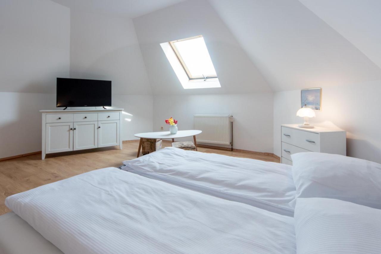 Dobre Smaki Apartaments Chill And Food Sarbinowo Exterior foto